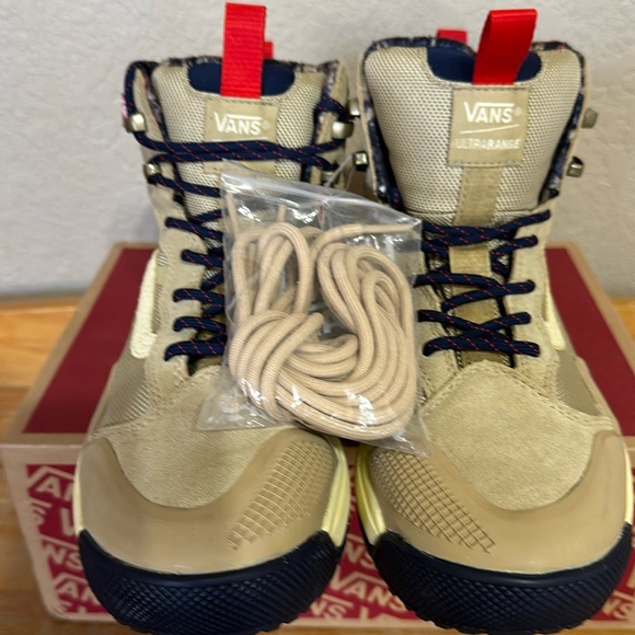 Vans ultraRange Exo hi Mte Taos Taupe ultra Cush women’s size 8.5 - Picture 5 of 14